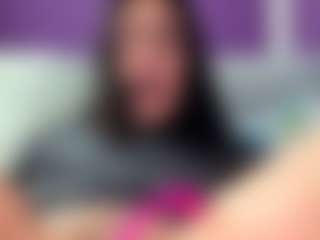 BritneyQuenn18's Live Sex Cam Show