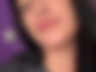 BritneyQuenn18's Live Sex Cam Show