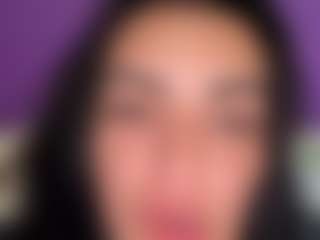 BritneyQuenn18's Live Sex Cam Show