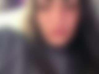 BritneyQuenn18's Live Sex Cam Show