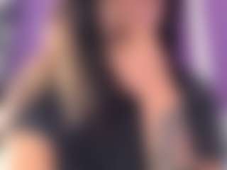 BritneyQuenn18's Live Sex Cam Show