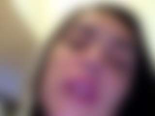 BritneyQuenn18's Live Sex Cam Show