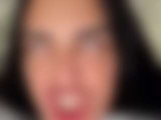 BritneyQuenn18's Live Sex Cam Show
