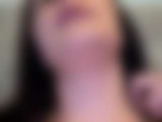 BritneyQuenn18's Live Sex Cam Show