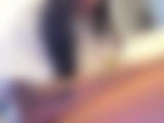 BritneyQuenn18's Live Sex Cam Show