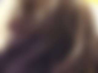 BritneyQuenn18's Live Sex Cam Show