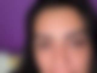 Live cam show with BritneyQuenn18 - Flashing on livesexfox.com