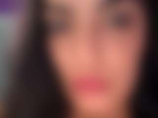 Live cam show with BritneyQuenn18 - Spy Mature on Camsoda
