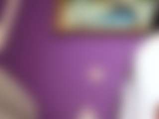 BritneyQuenn18's Live Sex Cam Show