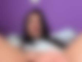 BritneyQuenn18's Live Sex Cam Show