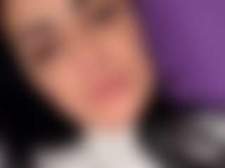 Live cam show with BritneyQuenn18 - Cum on Camiplay Live