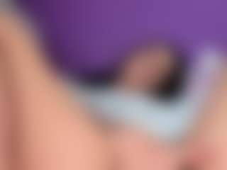 BritneyQuenn18's Live Sex Cam Show