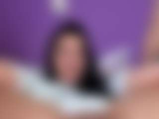 BritneyQuenn18's Live Sex Cam Show