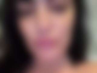 BritneyQuenn18's Live Sex Cam Show