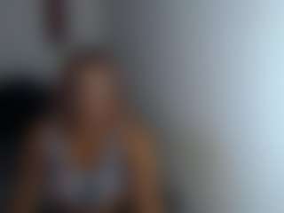 Live cam show with Geicer - Tittyfuck on Milfs Live