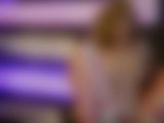 Live cam show with foxxy-milf - Role Play on studioflirtlive.com