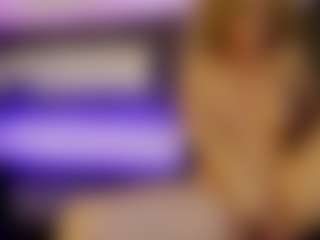 Live cam show with foxxy-milf - Blue Eyes on Camsoda