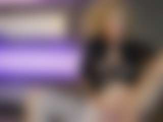 foxxy-milf's Live Sex Cam Show