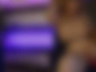 Live cam show with foxxy-milf - Blue Eyes on hornycams.live