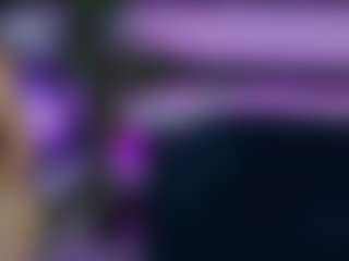 Live cam show with foxxy-milf - Blue Eyes on Mixed Magazine Live