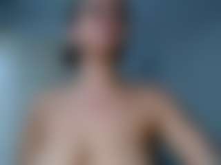 Live cam show with Keyli Sweet - Ass Clapping on TeamSkeetLive