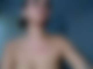 Live cam show with Keyli Sweet - Ass Clapping on Gym Cam Girls