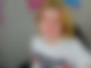 Live cam show with Michele - Blonde Hair on mypornchat.com