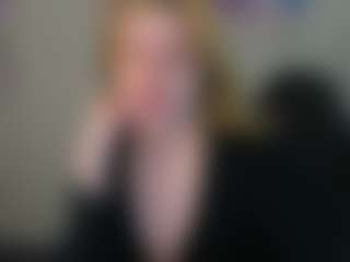 Live cam show with Michele - Solo on Nude Live Now