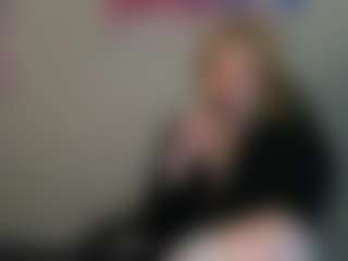 Live cam show with Michele - Blonde Hair on Camsoda