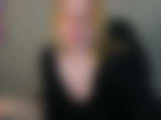 Live cam show with Michele - Blonde Hair on TeamSkeetLive