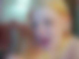 Live cam show with Michele - Blonde Hair on SinfulBabes