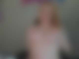 Live cam show with Michele - Young Adult on SinfulBabes