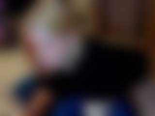 Live cam show with Michele - Blonde Hair on sexytreat.net