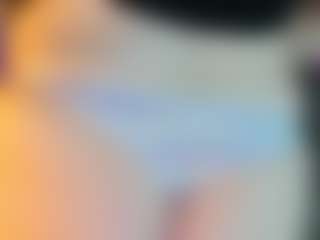 Live cam show with Michele - White Blonde Hair on Camming Site | united states