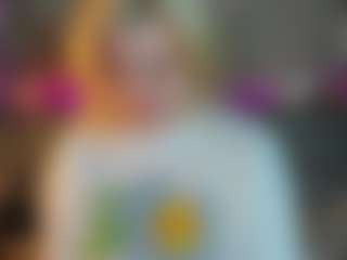 Live cam show with Michele - Blonde Hair on Soda Cam