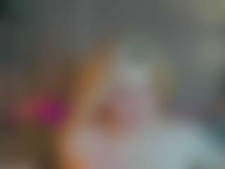 Live cam show with Michele - Blonde Hair on CamClone