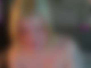 Live cam show with Michele - BBW on justonemore.cc