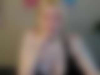 Live cam show with Michele - BBW on infinitiblacc.com