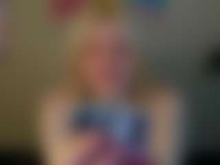 Live cam show with Michele - BBW on justonemore.cc