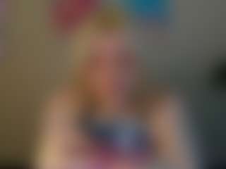 Live cam show with Michele - Natural on mypornchat.com