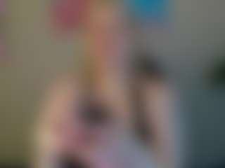 Live cam show with Michele - Spank Blonde Hair on camtv