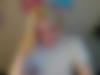 Live cam show with Michele - Blonde Hair on StripNow