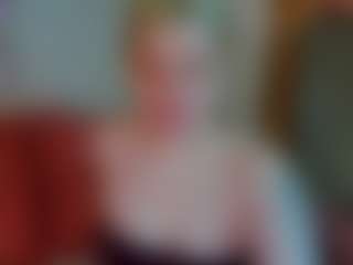 Live cam show with Michele - BBW on xblisslive.com