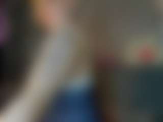 Live cam show with Michele - Big Tits on milfzrlive.com