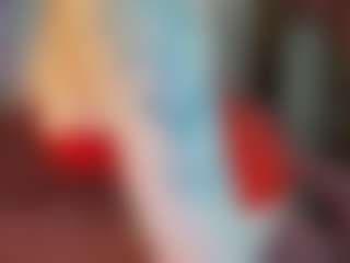 Live cam show with Michele - Sexy on TeamSkeetLive