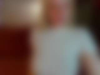 Live cam show with Michele - Ass Bouncing on TeamSkeetLive