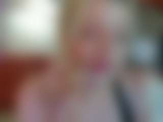 Live cam show with Michele - Control on Streamer API