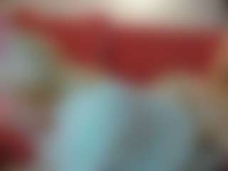 Live cam show with Michele - Fingers on Camsoda
