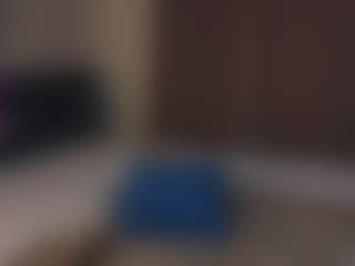 Live cam show with Michele - Young Adult on AdultVida.com