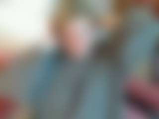 Live cam show with Michele - Green Eyes on Ass Tok